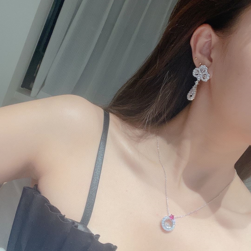 HARRY WINSTON